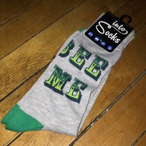 “Beer Me” Into Socks Men’s Gray Crew Socks with Green Accents